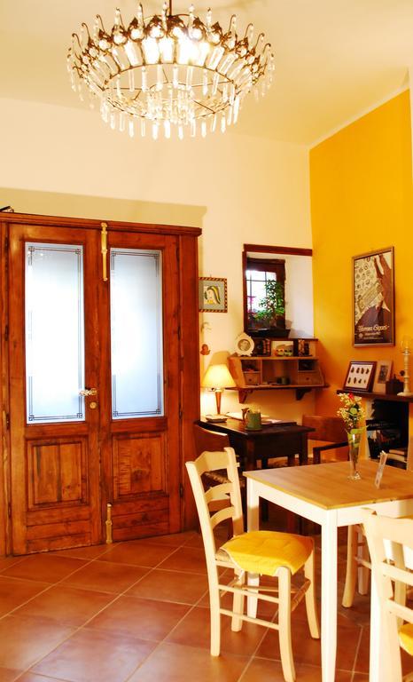 Le Stanze Dei Nonni Bed & Breakfast Avellino Bagian luar foto